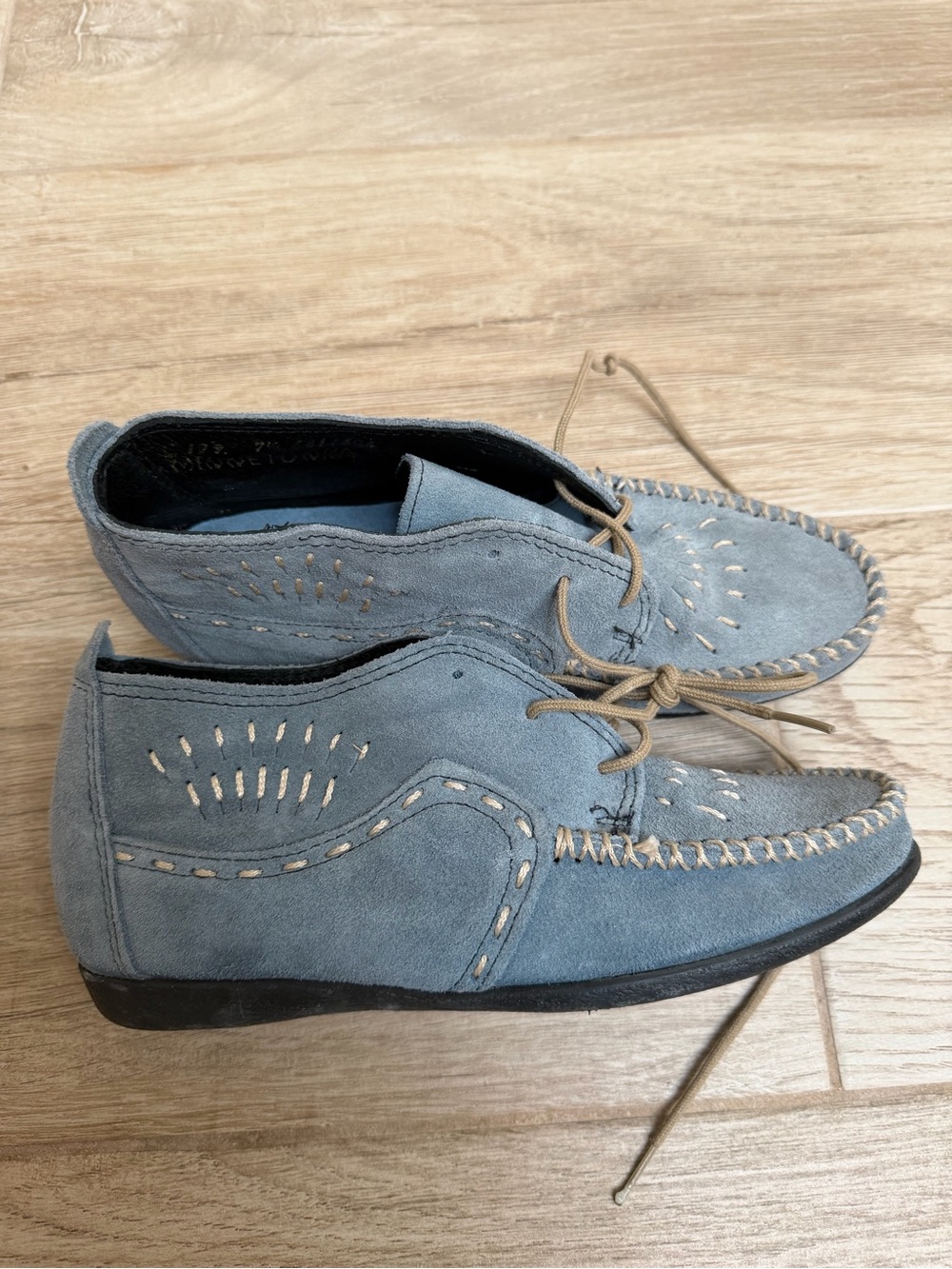 Minnatonka Suede Lace-Up Casual Shoes in Light Blue